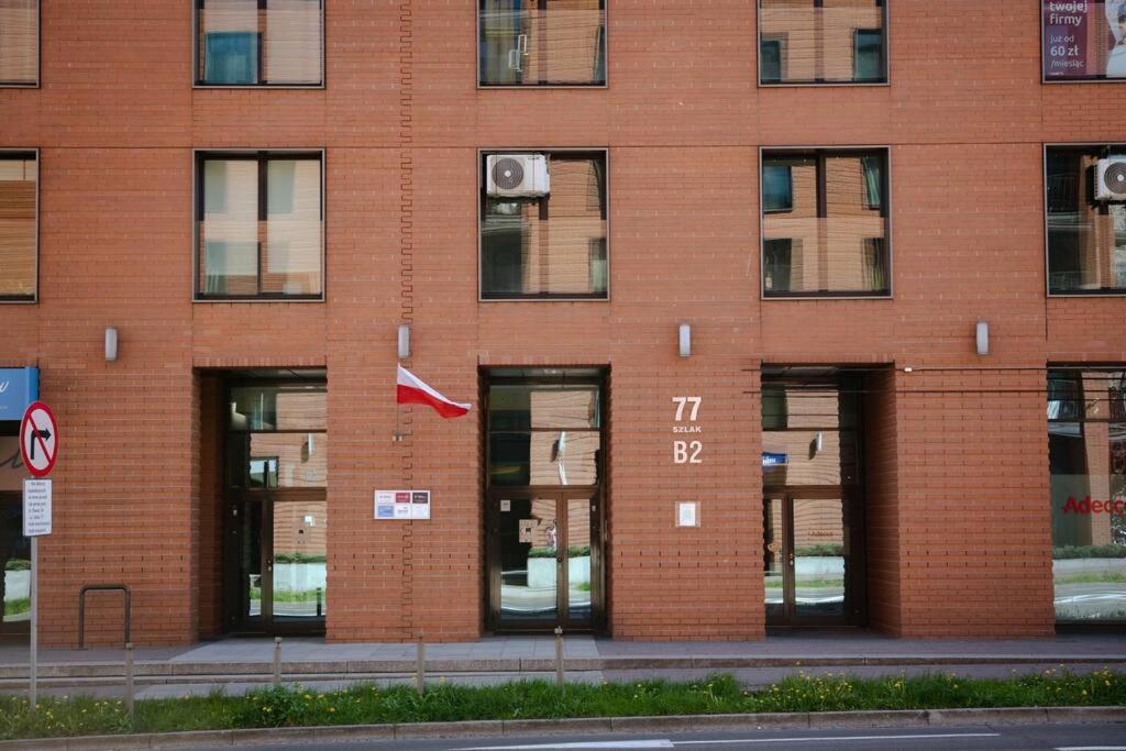 Wygodny Apartament Przy Dworcu Красков Екстериор снимка