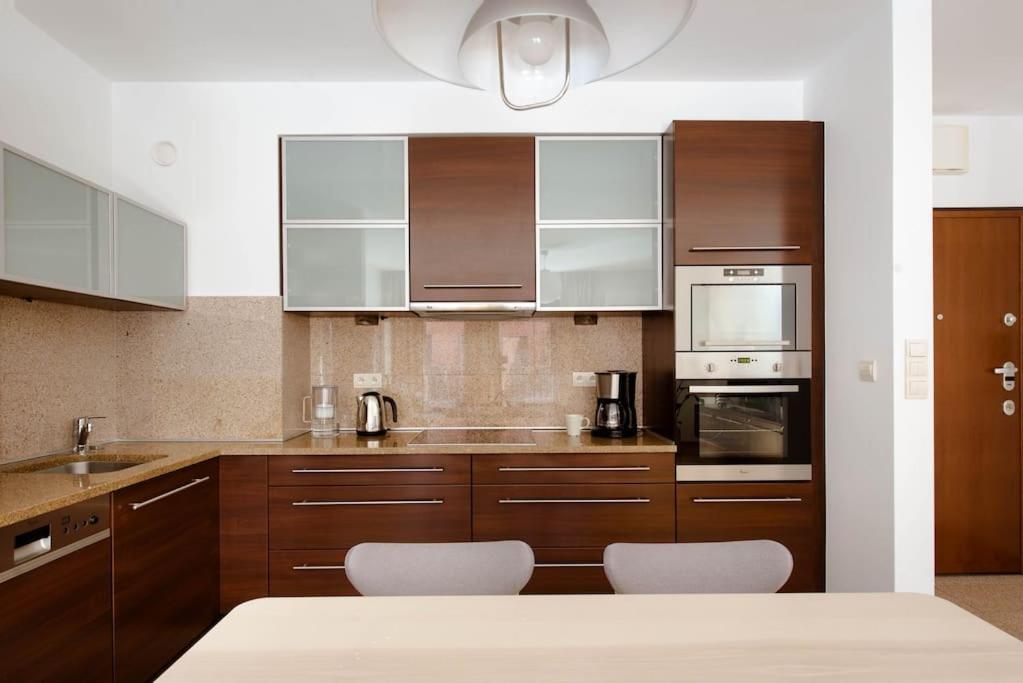 Wygodny Apartament Przy Dworcu Красков Екстериор снимка